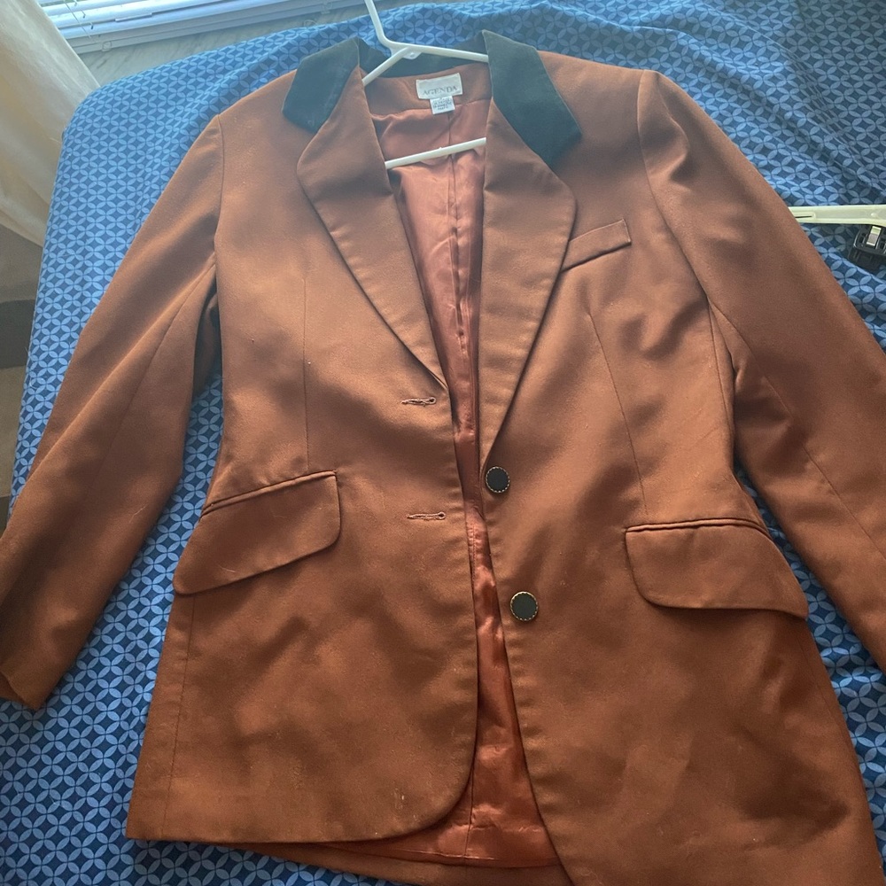 Brown/beige blazer